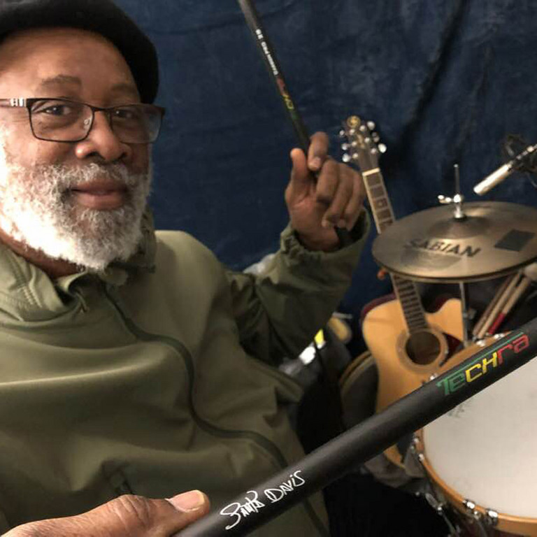 Santa Davis